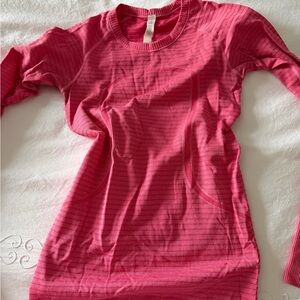 Lululemon Swiftly Tech long sleeve